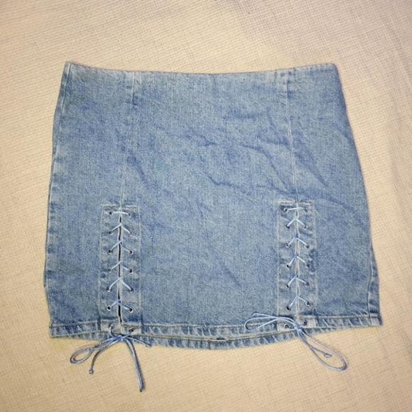 Urban Outfitters BDG Rebecca Lace Up Denim Skirt Size Small High Waist Zip Up - Picture 10 of 11